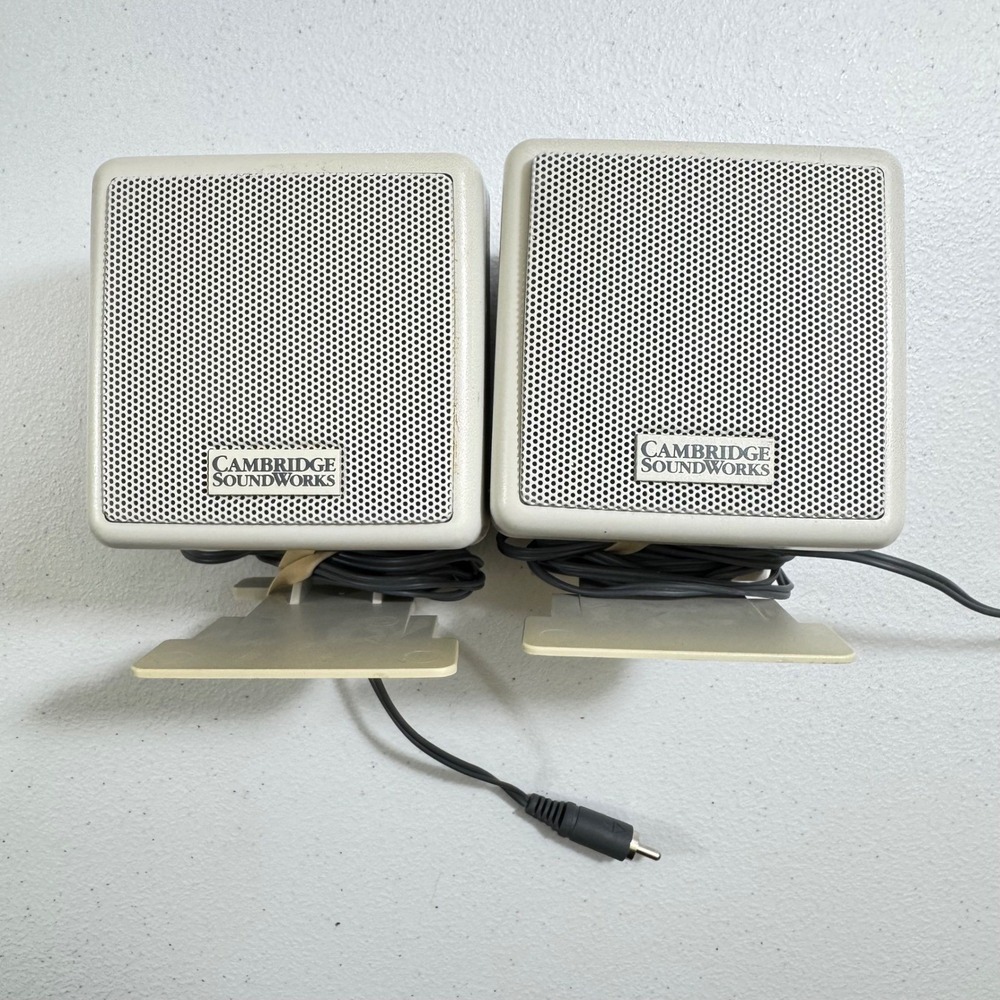 Cambridge Soundworks Desktop Computer Speakers Beige Cables OLDSTOCK FLAW
